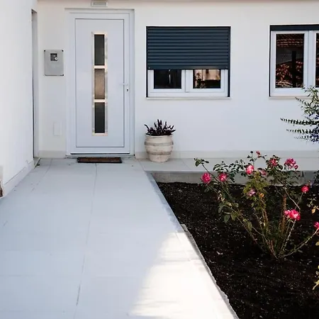 Casa Pôpas Aldeia dos Cunhados